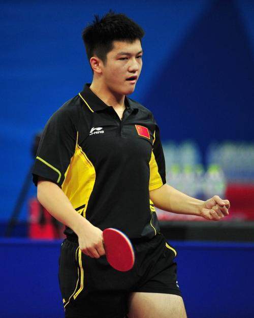 队公开对他 队公开对他